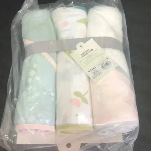 cloud island Other - Cloud island brand 3 pack unisex hooded‎ towels baby